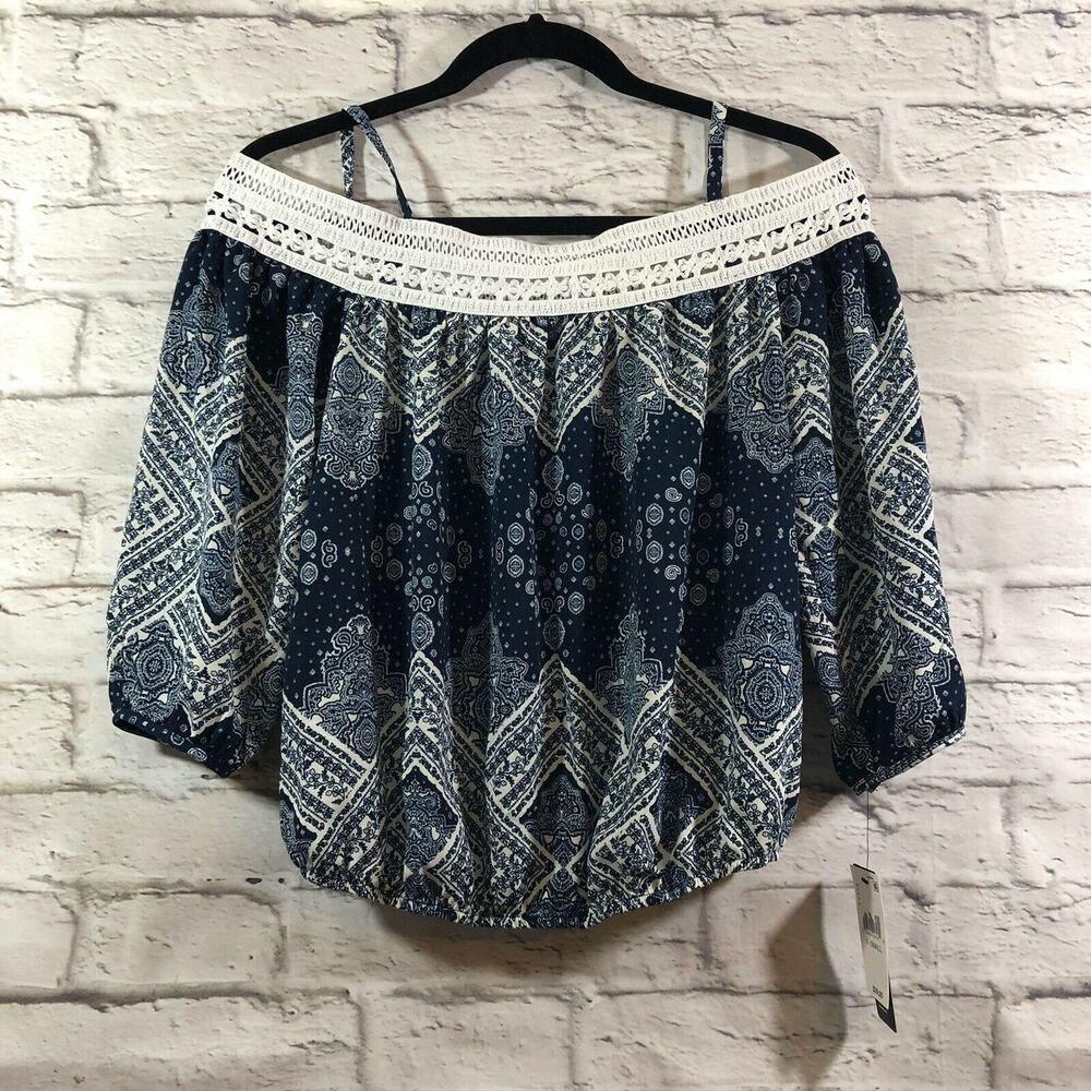 BCX Womens Navy Blue Crocheted Paisley Cold-Shoulder Top Blouse Juniors Size XS
